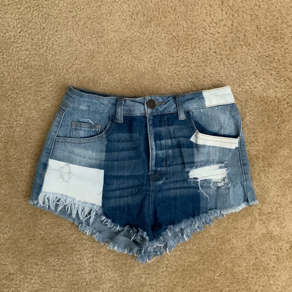 Jean shorts (patch colors)